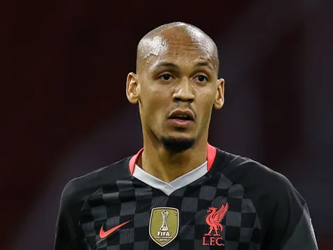 Klopp giải thích vì sao Fabinho chưa trở lại tuyến giữa