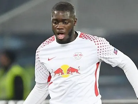 Fan Arsenal chào mừng 'đá tảng', chỉ ra bộ tứ vệ trong mơ