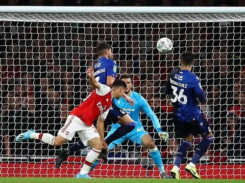 Fan Arsenal: "Cậu ấy là người kế vị Aubameyang mà Real và M.U muốn có"