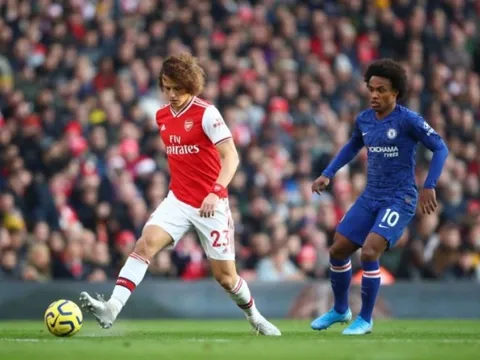 Fan Arsenal: "Mua đi, cậu ấy còn giỏi hơn cả Pepe"