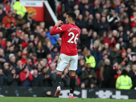 Fan Man Utd: "Cậu ấy là QBV tương lai, hơn cả Haaland"