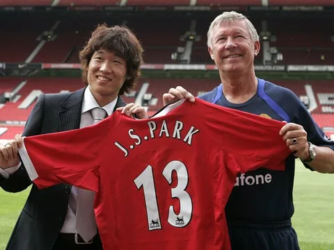 Fan Man Utd: "Người ba phổi! Chiến binh! Huyền thoại!"