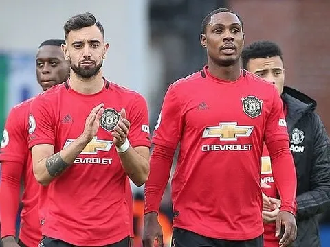 Fan Man Utd rần rần: "Tôi chưa hề biết Fernandes và Ighalo đã từng ..."