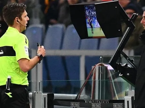 “VAR phải luôn được sử dụng, không thì thôi”