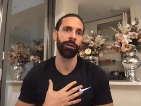 Ferdinand: "Maguire nên biết xấu hổ đi là vừa"