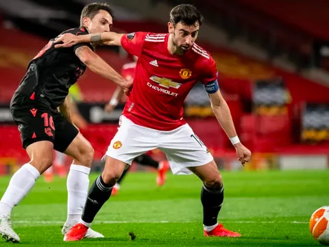 Fernandes ôm đầu tiếc nuối, Man Utd chính thức giành quyền đi tiếp