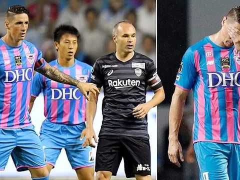 Iniesta nổ súng, Torres chia tay sân cỏ bằng thất bại nặng nề