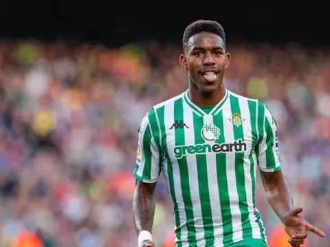 Chi 27 triệu euro, Barca đón 'dự định của MU' về Camp Nou