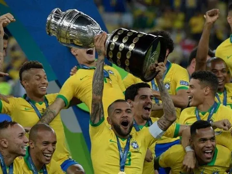 3 lý do để tin Dani Alves sẽ lựa chọn Arsenal