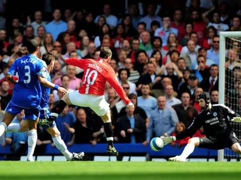 'Mỗi khi gặp M.U, tôi phải nhận thức được cậu ta đang có bóng'