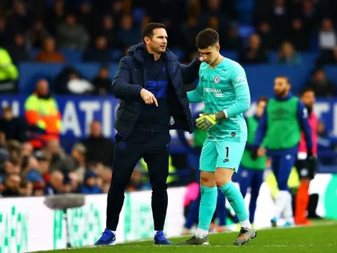 Lampard 'vén màn bí mật', thừa nhận một câu gây choáng về Kepa