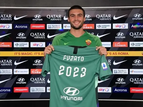 CHÍNH THỨC: Roma "giữ chân" ngôi sao đầu tiên, không phải Smalling