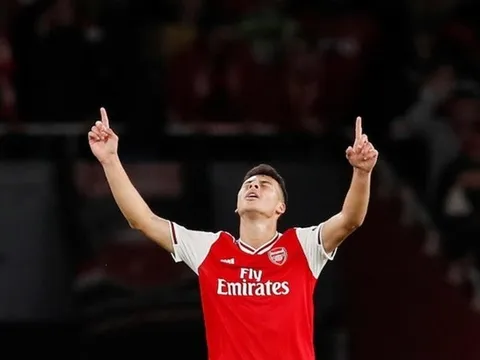 Ra giá 80 triệu, Real mang "báu vật Arsenal" về Bernabeu