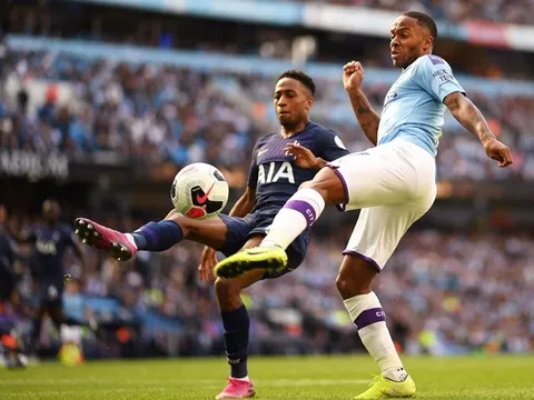 Gary Neville: "Điều đó chẳng là gì cả"