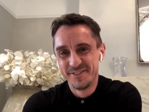 Gary Neville tiết lộ "bí mật" của Man United khi đối đầu Arsenal