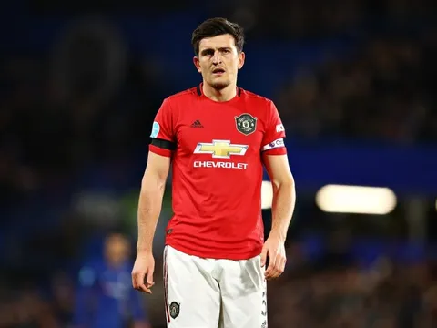 Gary Neville: VAR sai lầm lớn khi không đuổi Maguire