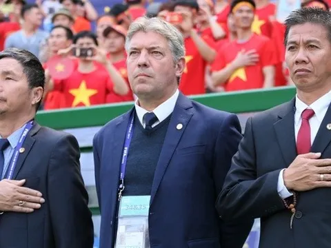 GĐKT Jurgen Gede có thể làm việc ở một CLB V-League