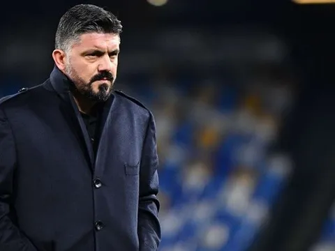 SỐC! Napoli tuyên bố làm điều "điên rồ" giữa đại dịch COVID-19