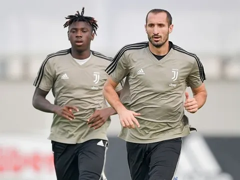 “Cậu ấy có vẻ nổi loạn giống Balotelli nhưng luôn tôn trọng Juventus”