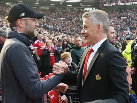 Chỉ 1 cầu thủ Man United có thể chơi cho Liverpool