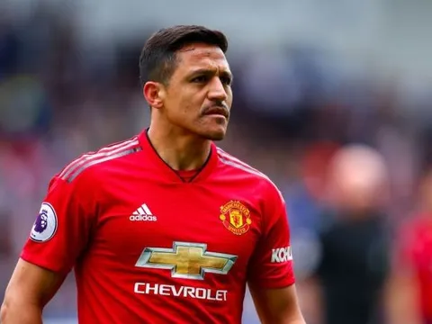 Cạn tình nghĩa, Sanchez hành xử 'phũ phàng' với đồng đội Man Utd