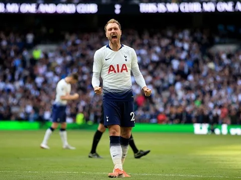 Đây, lý do khiến 'phù thủy Đan Mạch' và Gà trống chưa thể gia hạn