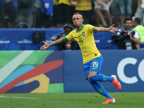 Everton Soares liệu có phù hợp với Arsenal?