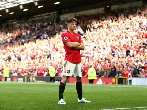 Sự chuyển mình đáng kinh ngạc của sao trẻ Man Utd