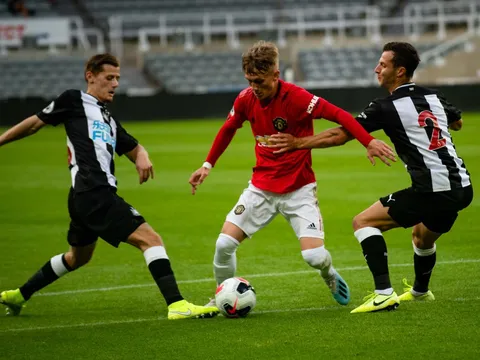 O'Neill vô tình giúp Man Utd tìm ra người thay thế Lingard