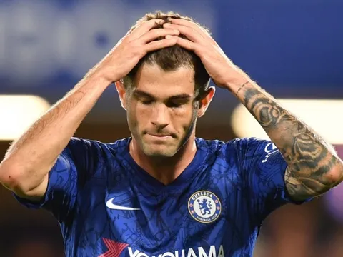 "Cậu ấy đặc biệt, nhưng ở Chelsea bạn cần phô diễn những gì tốt nhất"