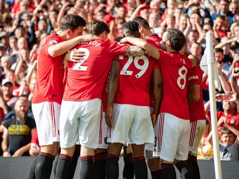 Fan Man Utd giờ không còn muốn vào top 4 Premier League nữa