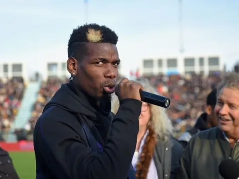Paul Pogba ký hợp đồng mới với Man Utd?