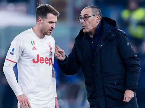 Cựu sao Arsenal: “Đó là điểm khác biệt giữa Emery và Sarri”
