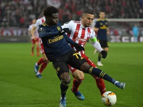 Van Persie: "Sao Arsenal đó giống như Giggs, Bergkamp, Scholes vậy"