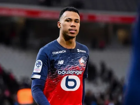 Arsenal đón tin vui từ "đá tảng" Ligue 1 trong vòng 24h tới