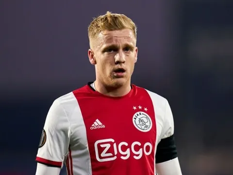 "Khả năng Donny van de Beek đến CLB ấy là bằng không"