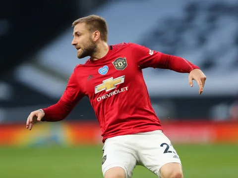 "Hiện tại, Luke Shaw là hậu vệ trái hay nhất Premier League"