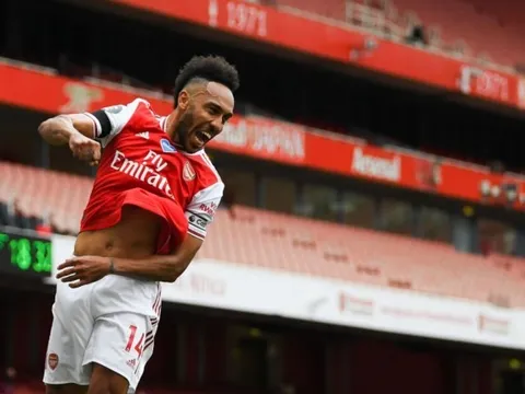 Thăng hoa rực rỡ, Aubameyang chính thức lập nên kỷ lục khủng cùng Arsenal