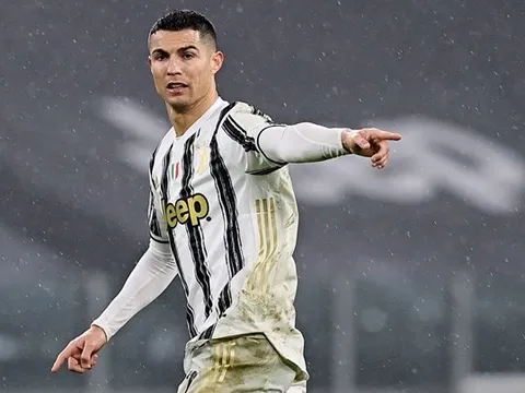 HLV Roma ngả mũ trước đẳng cấp của Ronaldo
