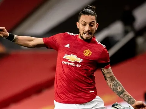 Vì "máy phối bóng" của Inter, Man Utd dùng Telles làm vật tế thần