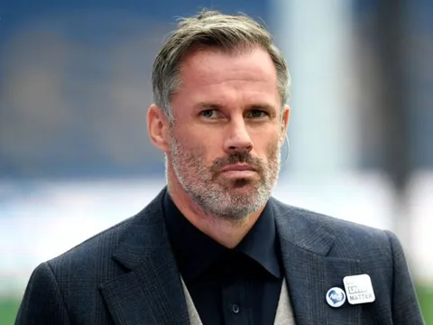 Jamie Carragher dự đoán 1 ngôi sao Chelsea sẽ bị bán đứt mùa hè này