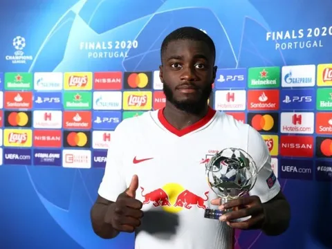 Per Mertesacker: "Anh ấy là một trong những trung vệ hay nhất thế giới"