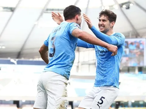 John Stones đưa Ruben Dias lên mây sau chiến thắng của Man City