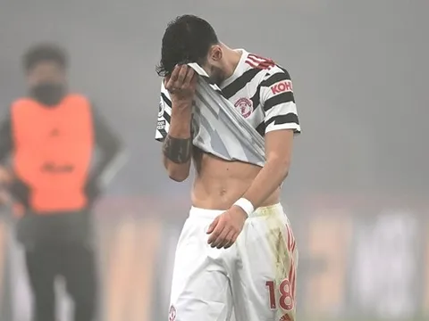 Solskjaer lo ngại về tình hình của Bruno Fernandes