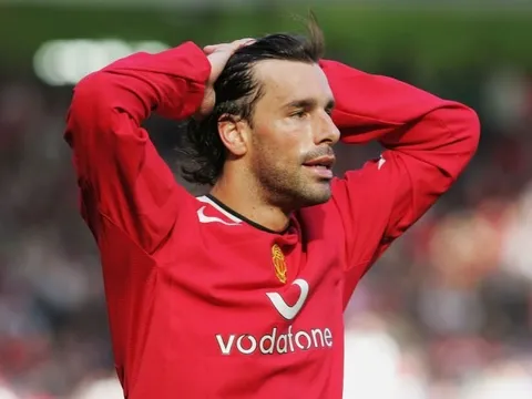 Rio Ferdinand tiết lộ đối thủ lớn nhất của Van Nistelrooy khi khoác áo MU