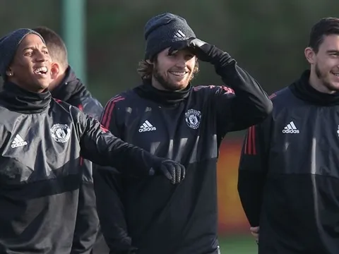 Inter Milan muốn chiêu mộ cựu sao Man Utd để “chia lửa” với Ashley Young