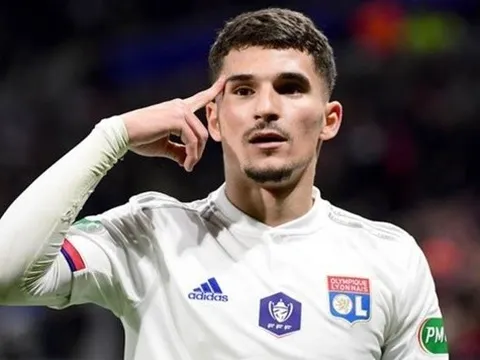 Giám đốc Lyon sẵn sàng bán "nhạc trưởng", 3 đại gia nước Anh sôi sục