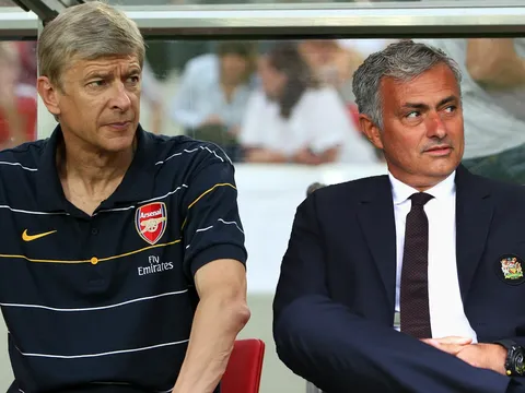 Giáo sư Wenger và Jose Mourinho "tung hứng", gửi thông điệp ý nghĩa thời COVID-19