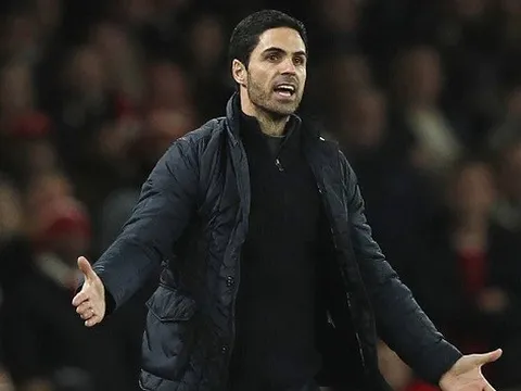 'Giờ cả Maldini và Baresi cũng không thể giúp Arsenal giữ sạch lưới'