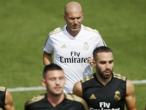 Giữa bão chuyển nhượng, "thần đồng" quyết chứng tỏ trước Zidane